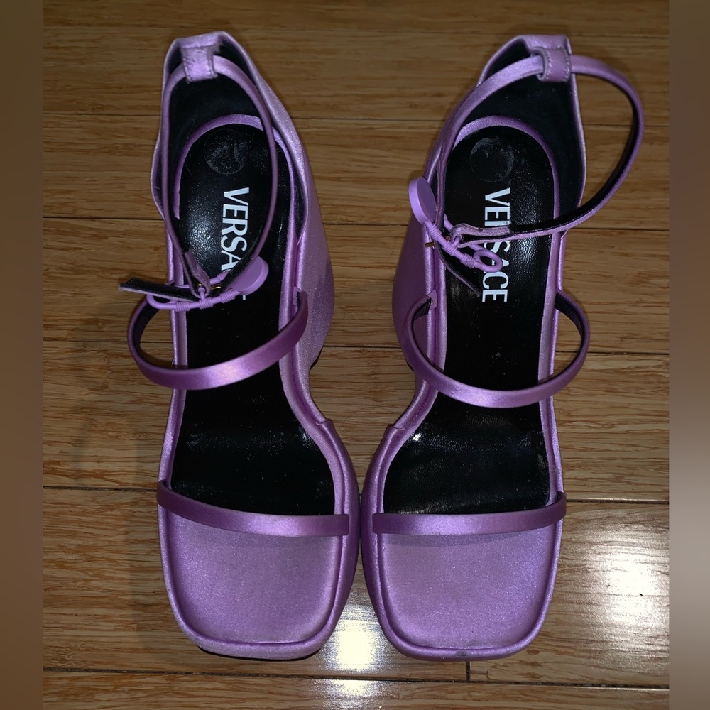 Versace Medusa Purple Heels